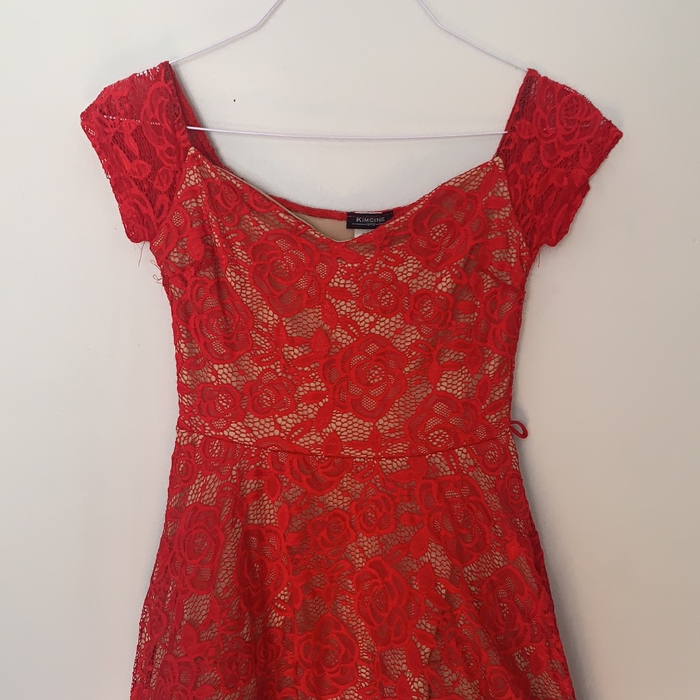 Red lacy dress